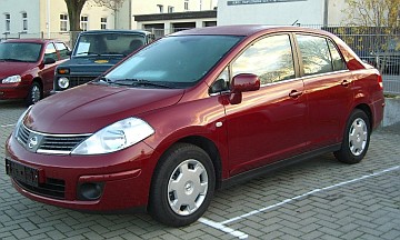 Nissan Tiida 1,8 Acenta 4tür